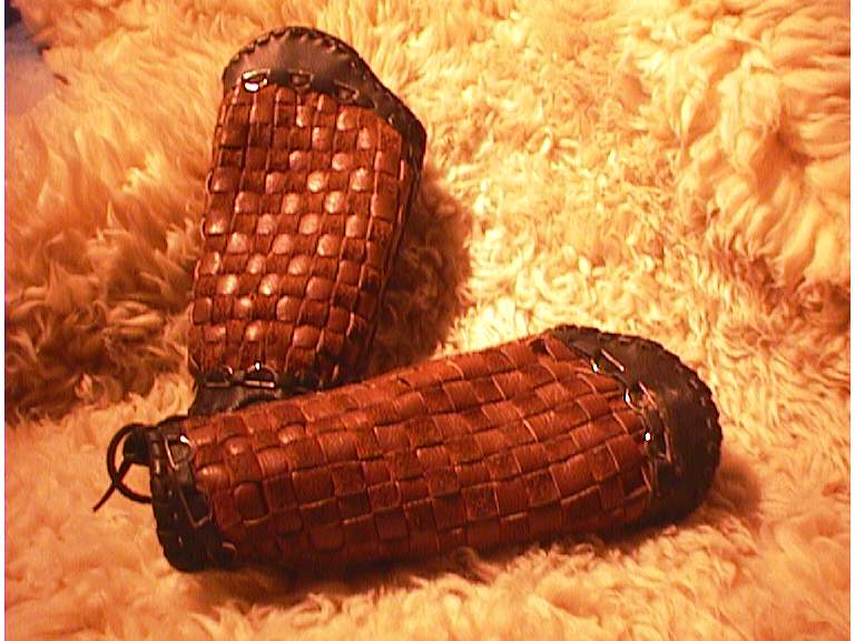 Armschienen aus Leder